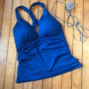 Criss cross back Swimsuit top